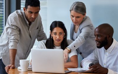 La Sostenibilidad a Través de Credenciales Digitales: Un Enfoque Integral para Empresas e Instituciones Educativas